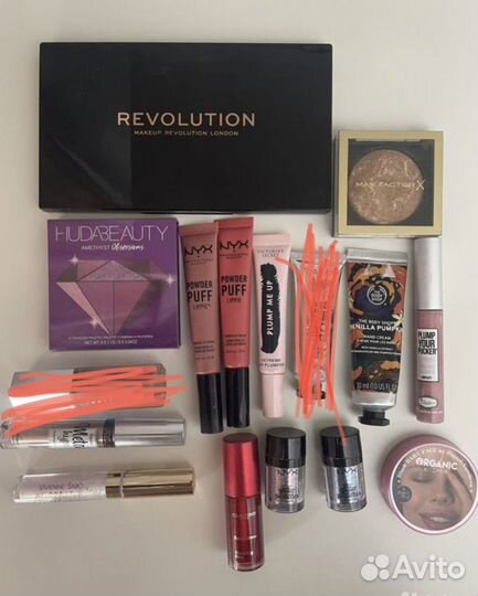 Косметика и набор косметики