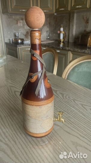 Декоративная бутылка С краником