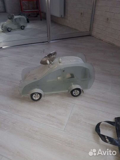 Люстра в виде машины