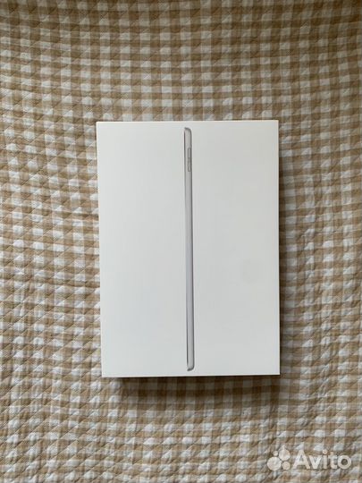 iPad 10.2