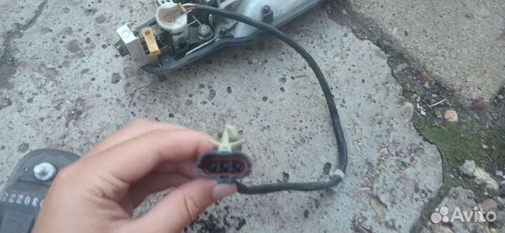 Ручки двери передние и задние,левые на Kia Sorento