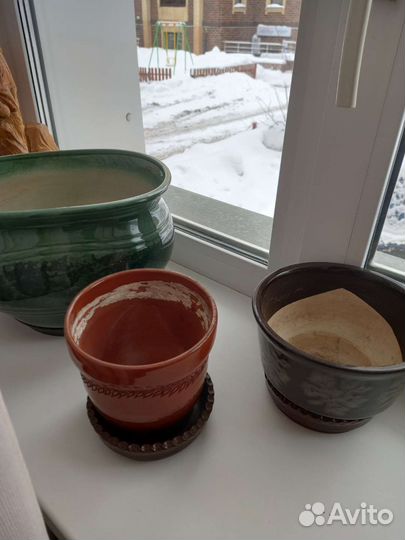 Горшки для цветов 3 шт