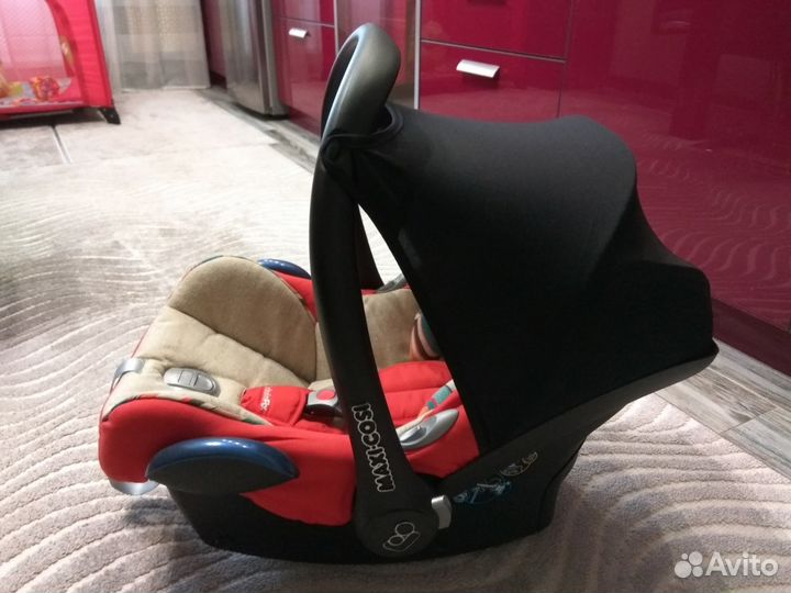 Детское автокресло Maxi-Cosi Cabrio Fix Folkloric