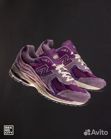 New Balance 2002R “Protection Pack Pink”