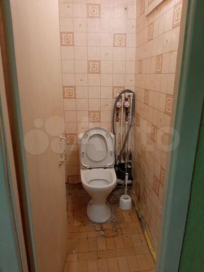 2-к. квартира, 50 м², 1/9 эт.