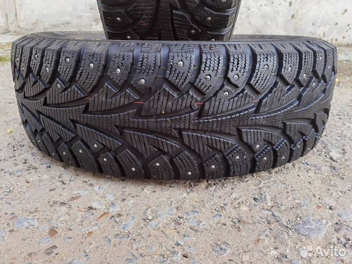 Hankook Winter I'Pike 215/65 R17 98T