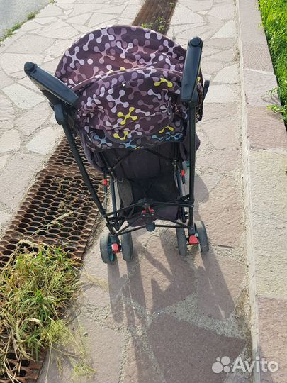 Детская прогулочная коляска