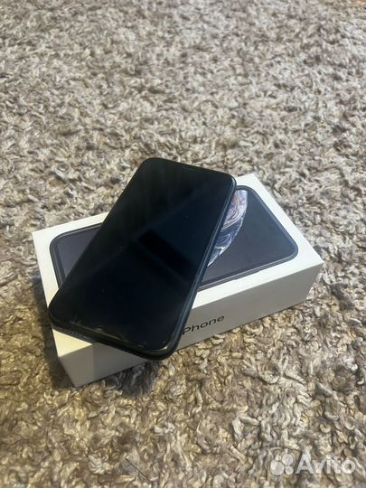 iPhone Xr, 64 ГБ