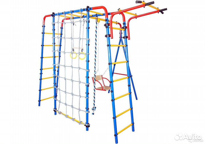 Уличный спорткомплекс с сеткой. В наличии