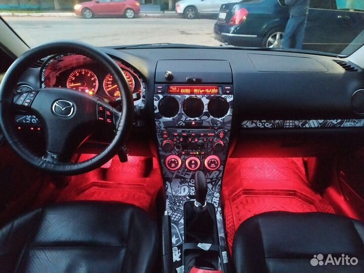 Mazda 6 2.0 МТ, 2004, 224 000 км