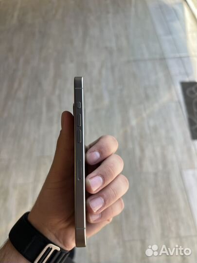 iPhone 15 Pro, 256 ГБ