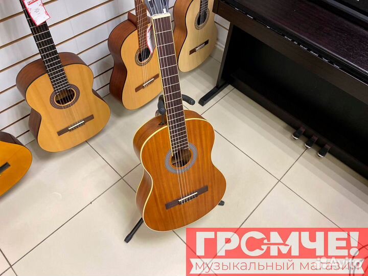 Классическая гитара Sevillia IC-120H