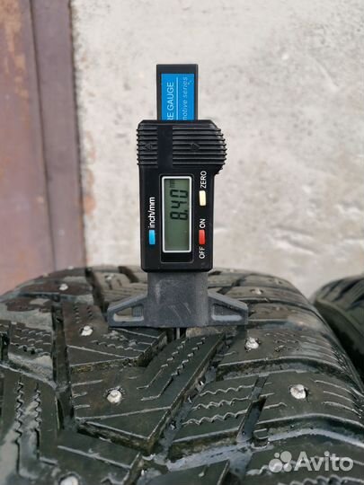 Hankook 205/50 R17 на литье 4х100