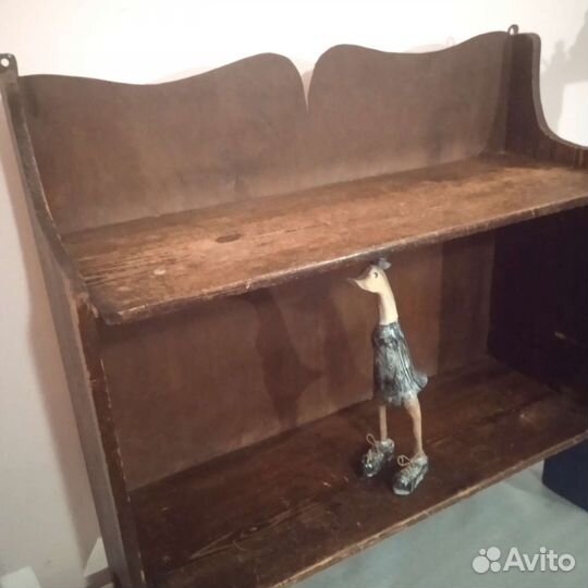 Полки старинные деревянные