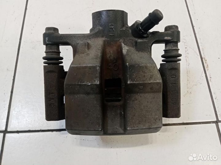 Суппорт задний правый Lexus RX450h RX350 AL10 GYL1