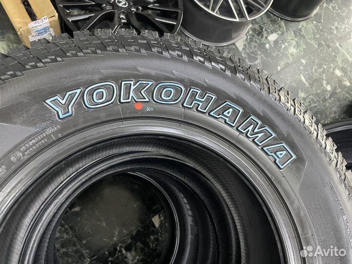 Yokohama Geolandar A/T G015 265/70 R17 113T