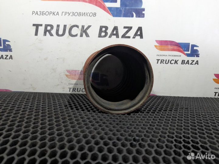 1600366 Патрубок интеркулера