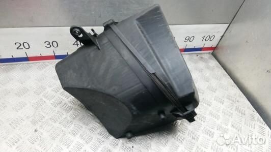 Корпус воздушного фильтра cadillac CTS 1 (UKR05NQ0