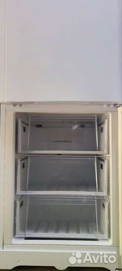 Hotpoint ariston No frost