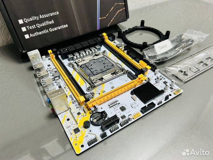 Материнская плата X99