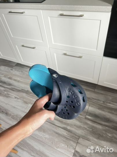 Crocs