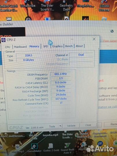 Материнская плата с процессором и памятью