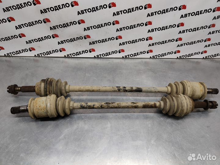 Привод задний Mitsubishi Galant 8 1997 г.в