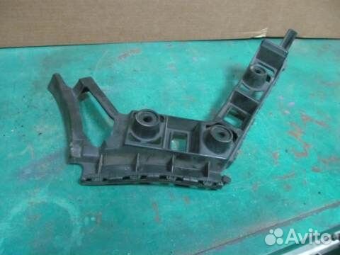 Направляющая бампера заднего Volkswagen Golf 6