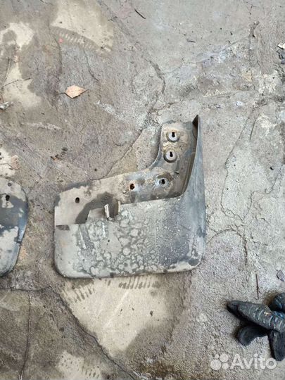 Volkswagen Tiguan 1 брызговики передние