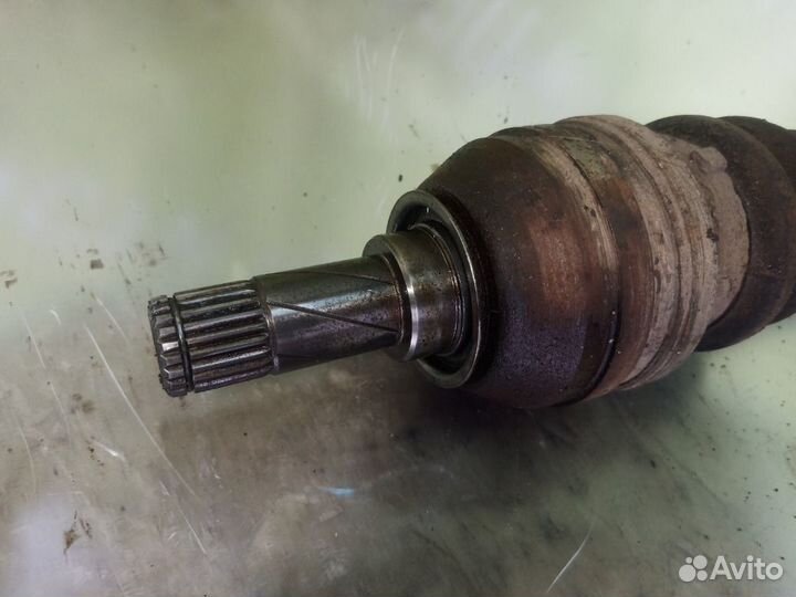 Ось привод шрус передний левый Opel Astra G