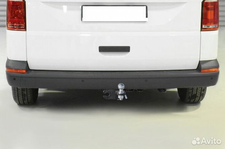 Фаркоп Volkswagen Multivan c 2003- съемный квадра
