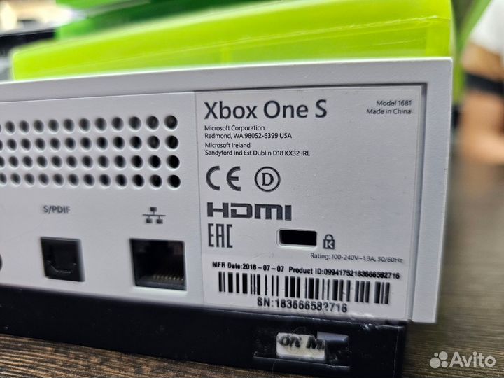 Xbox one S 1tb + игры