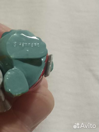 Динозавры из Киндера 90-х