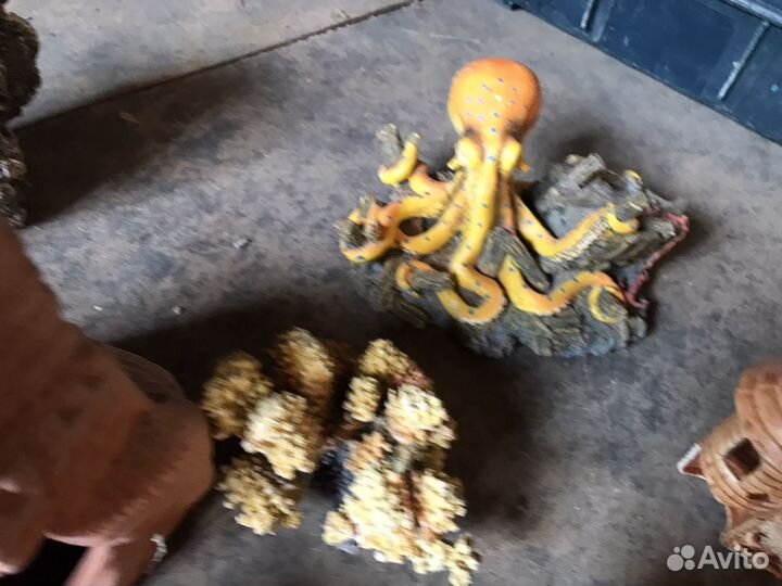 Украшения для аквариума