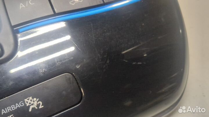 Переключатель отопителя Nissan Leaf, 2011