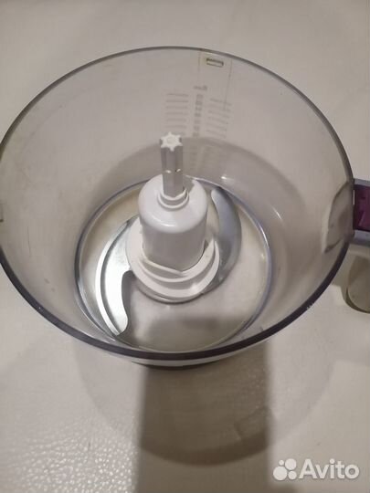 Большая чаша в комплекте с ножом блендера philips