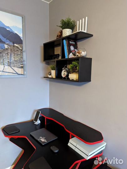 Новая Полка настенная черная с черным кантом