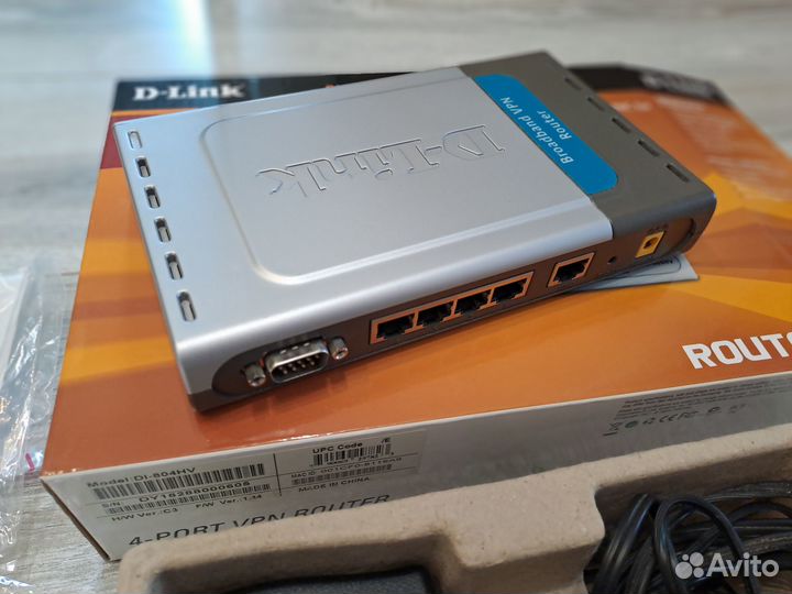 Роутер D-Link di-804hv новый