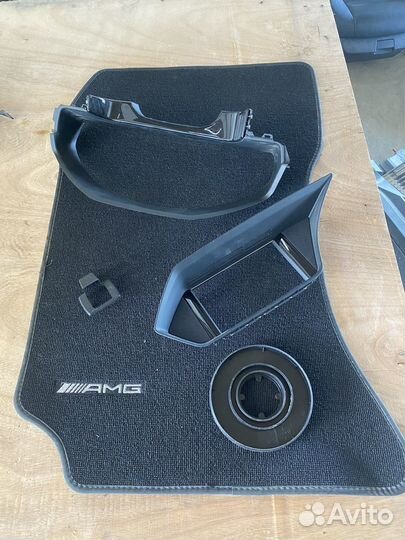 Накладка ремня справа заглушка Mercedes Benz