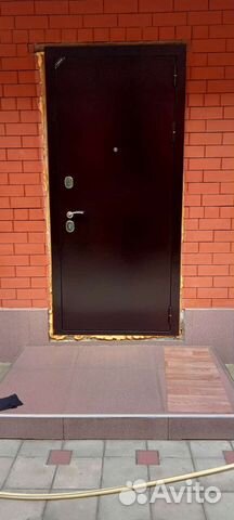 Дверь входная металлическая