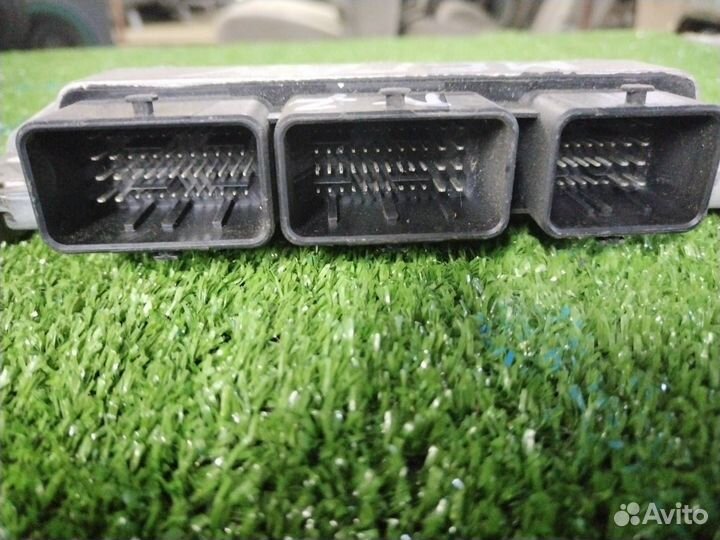 Блок управления двс Renault Megane Iii