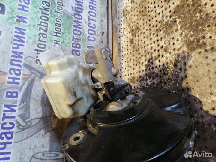 Вакуумник тормозной Skoda Yeti