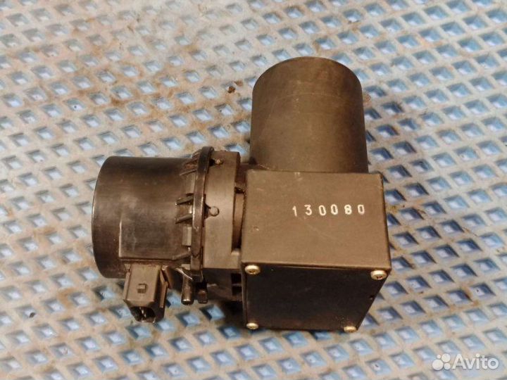 Компрессор центрального замка Volkswagen Golf 2