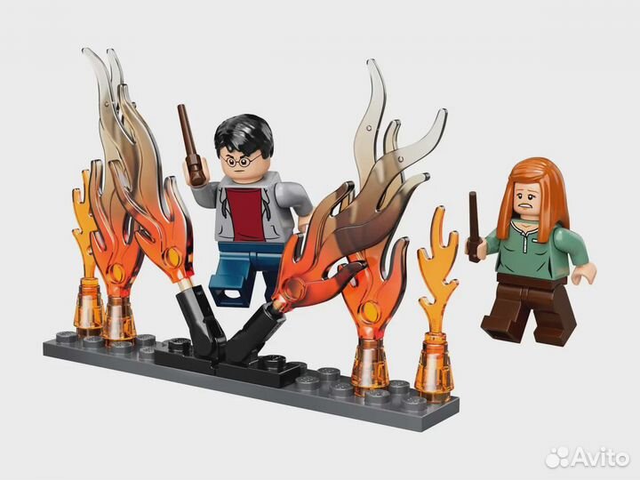 Конструктор Нападение на Нору 11572, 1079 дет