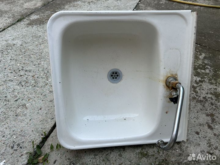 Раковина металическая