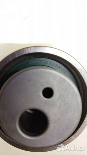 Натяжной ролик ремня грм