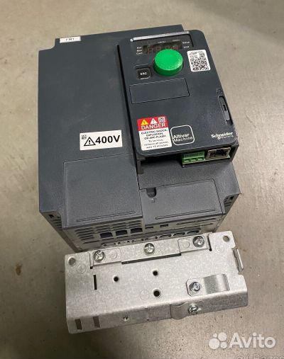 Преобразователь Schneider Electric ATV320U40N4C