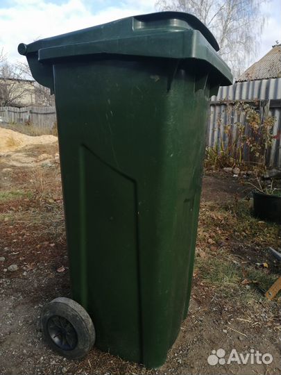 Бак для мусора 120л