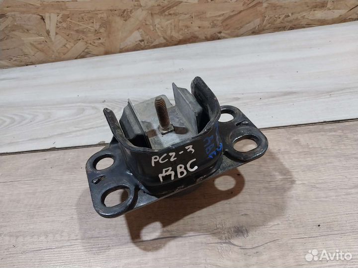 Опора двигателя Renault Symbol 2 правая 1.4 K4J