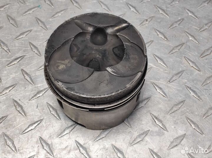 Поршень Mercedes G350 OM603.972 3.5TD W463